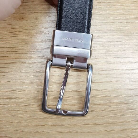 COLE HAAN Mens Belt Size 40 Brown Black Reversible Leather Silver Tone Hardware - Picture 6 of 7